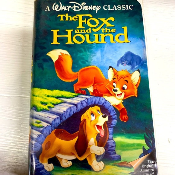 The Fox and the Hound Movie - Picture 1 of 3